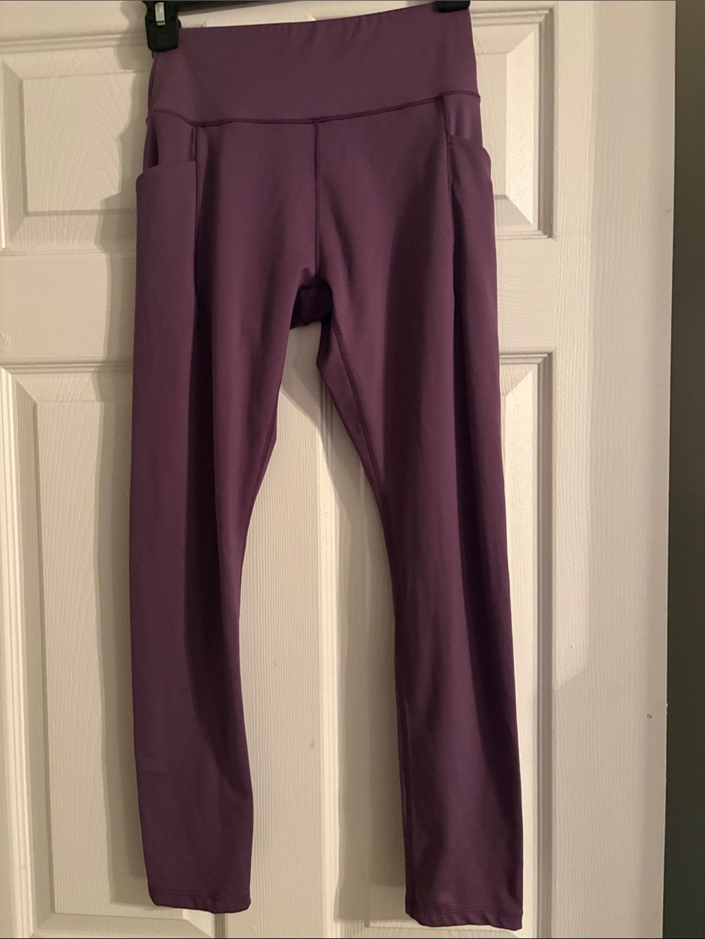 Girls Old Navy Purple Active Leggings with Side Pockets